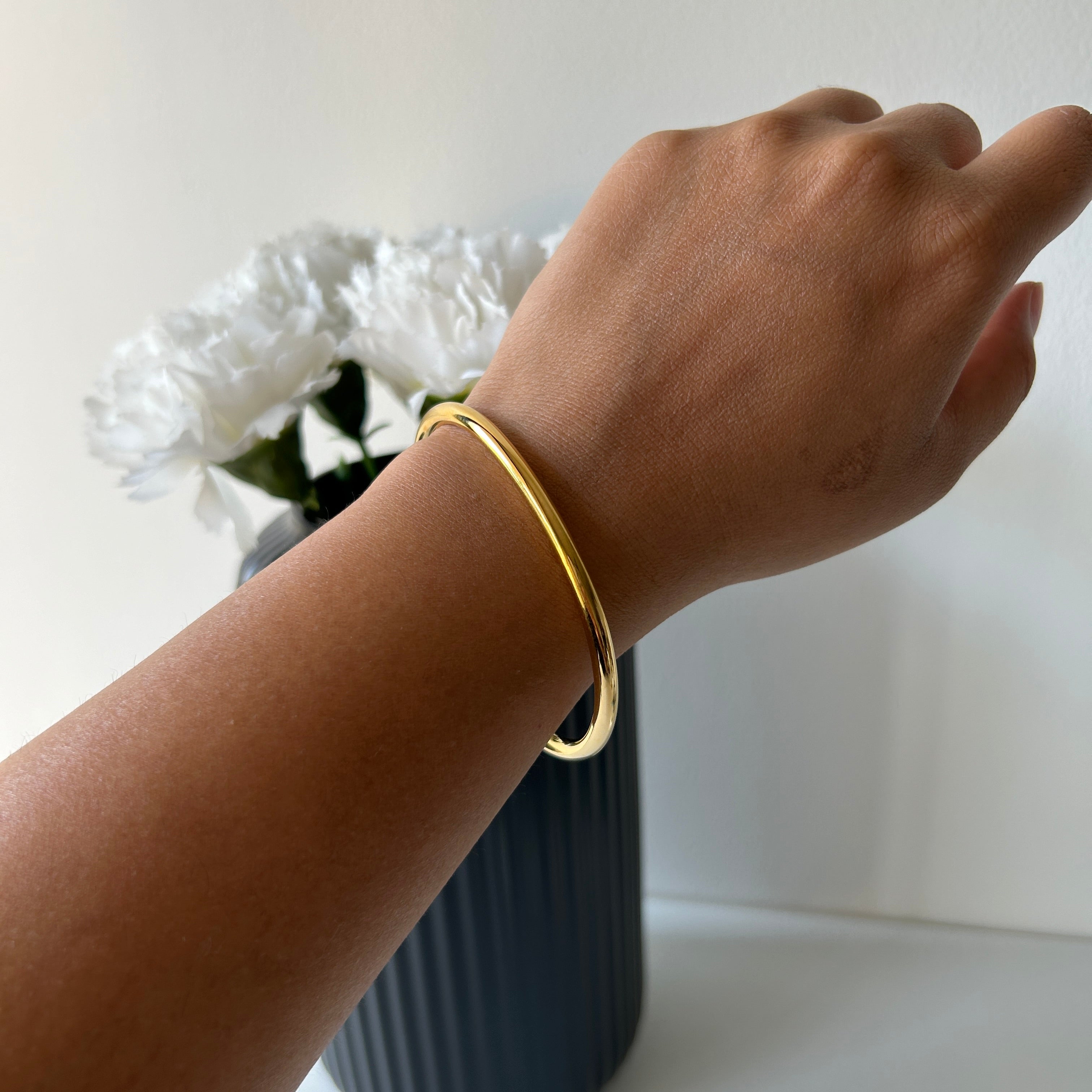Solid Bracelet
