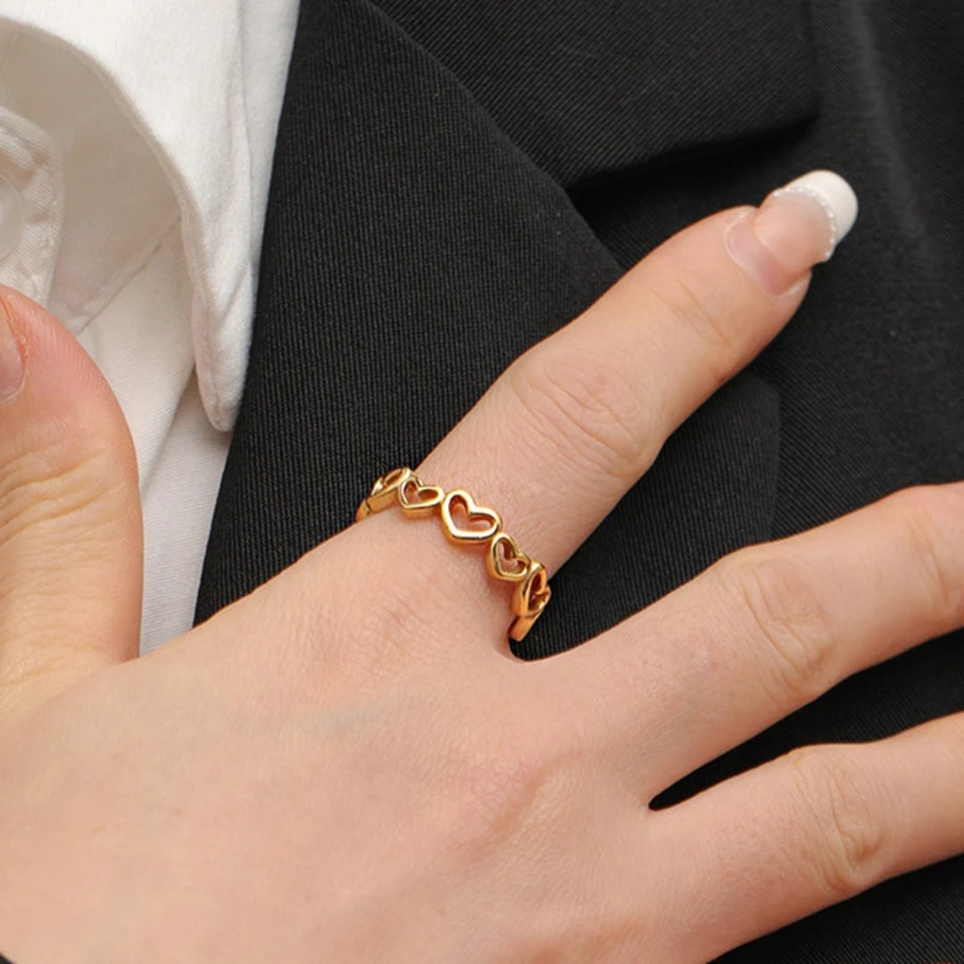 Heart Trail Adjustable Ring