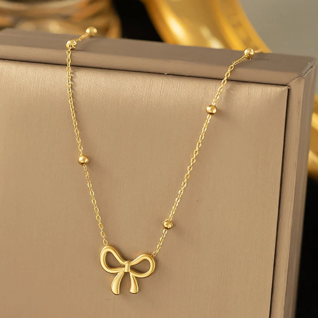 Bow Necklace