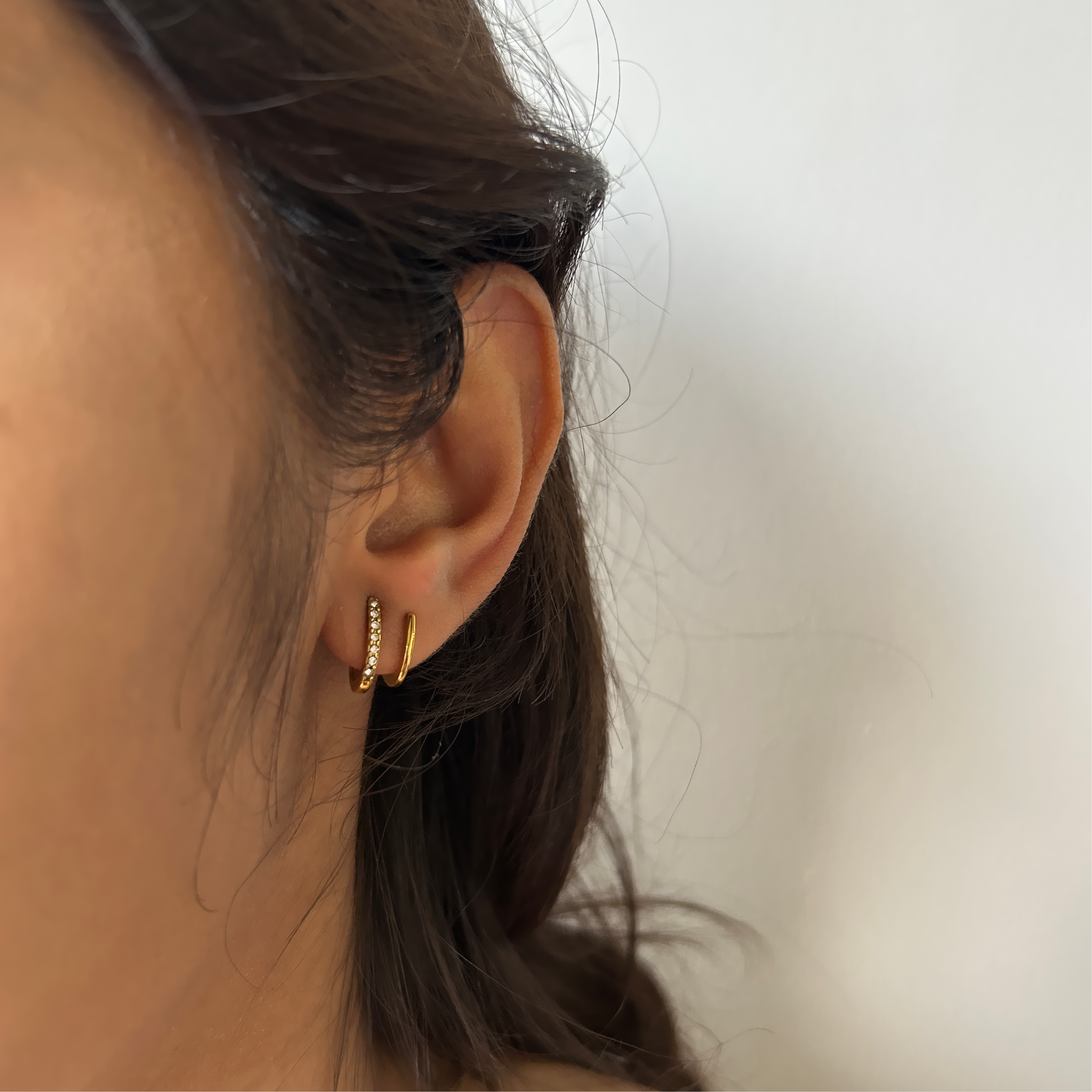 2 Piercing Illusion Earrings