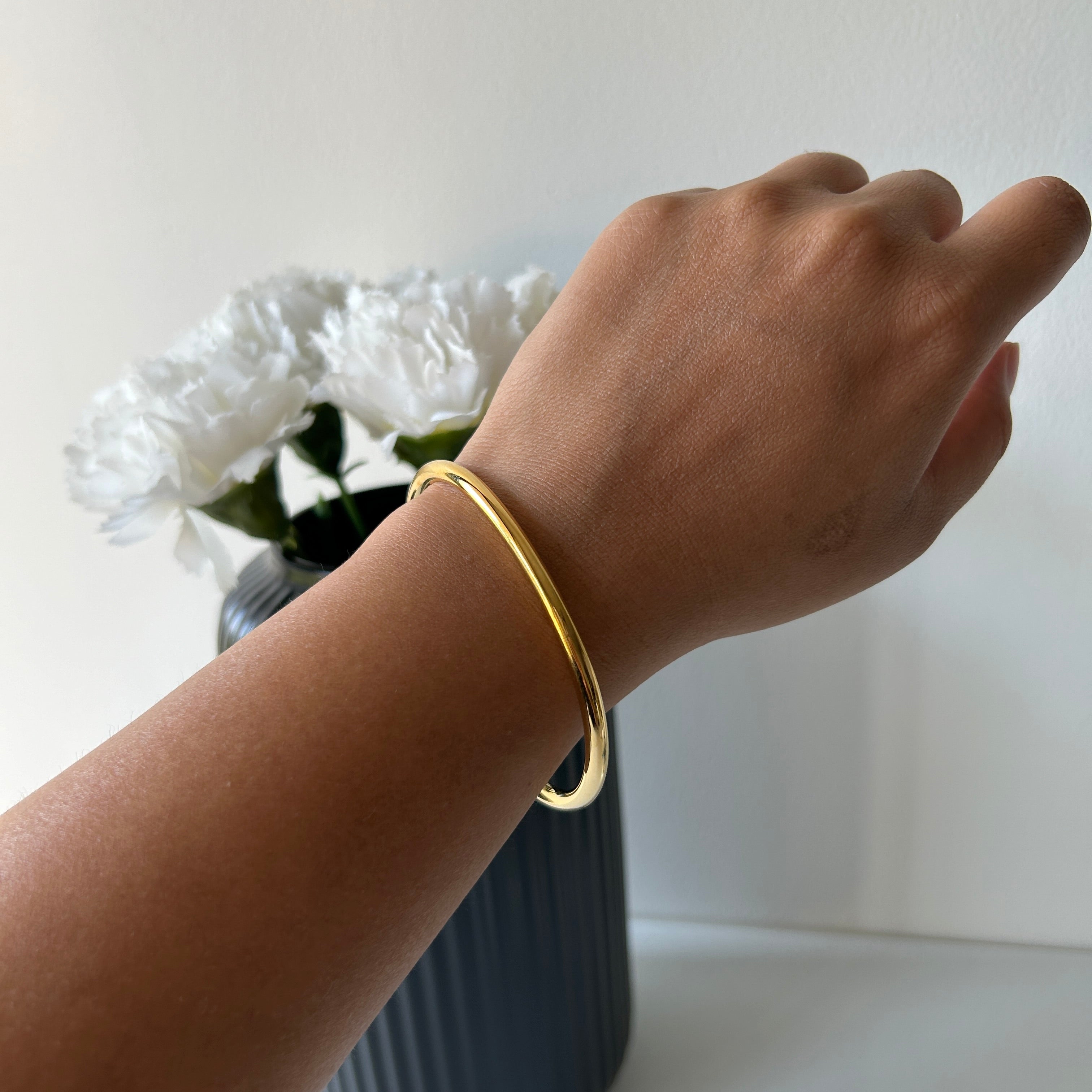 Solid Bracelet