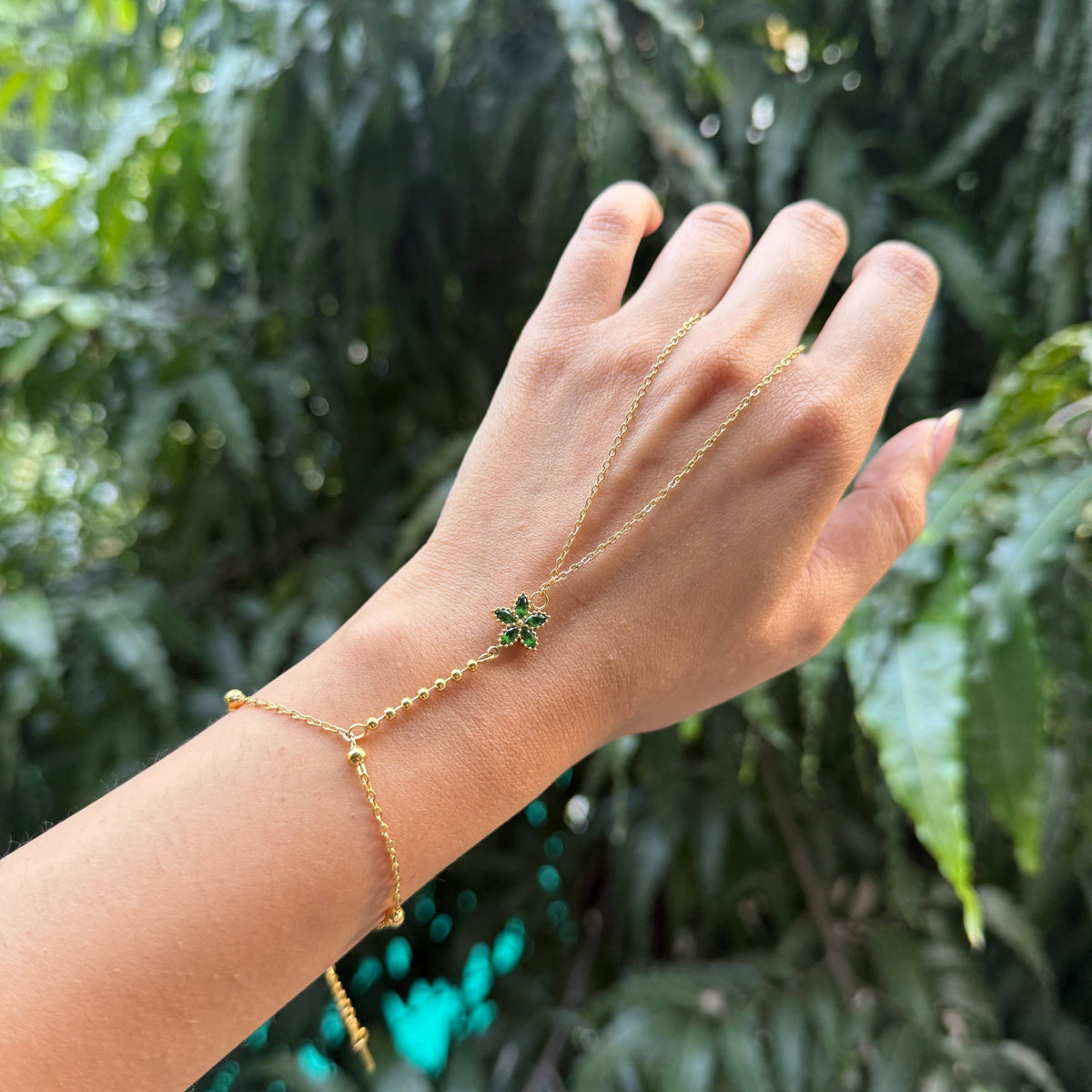 Verde Floral Handchain