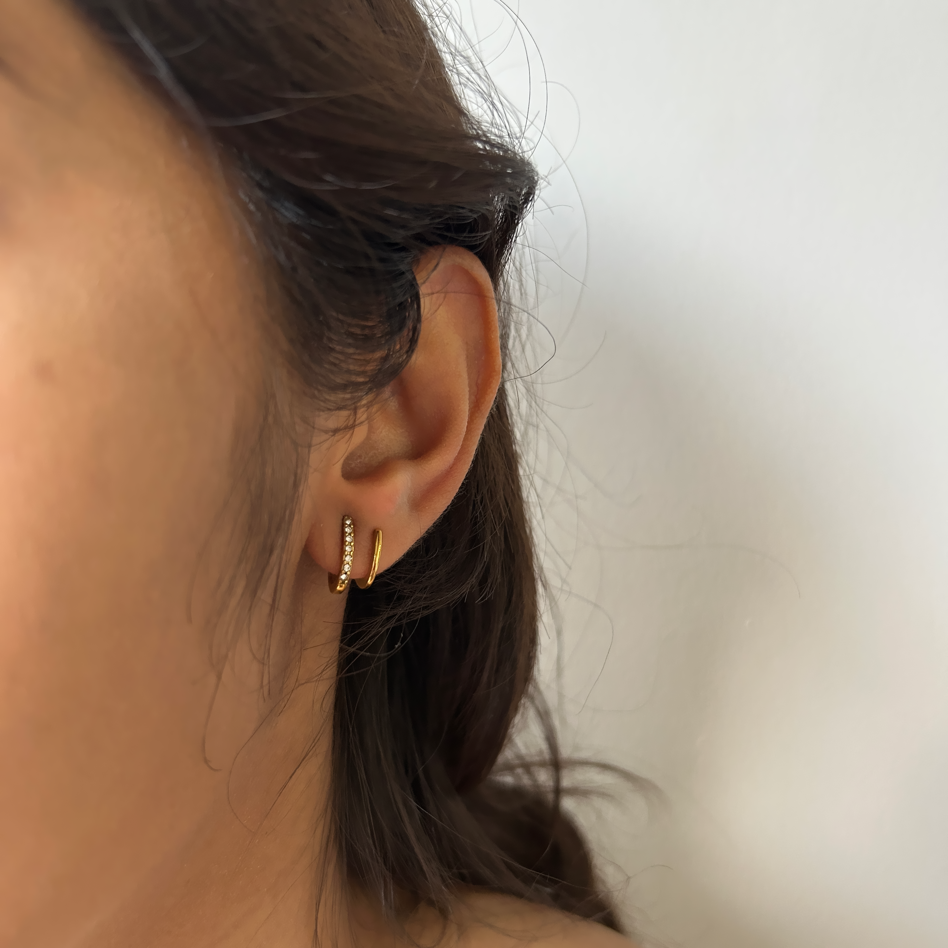 2 Piercing Illusion Earrings