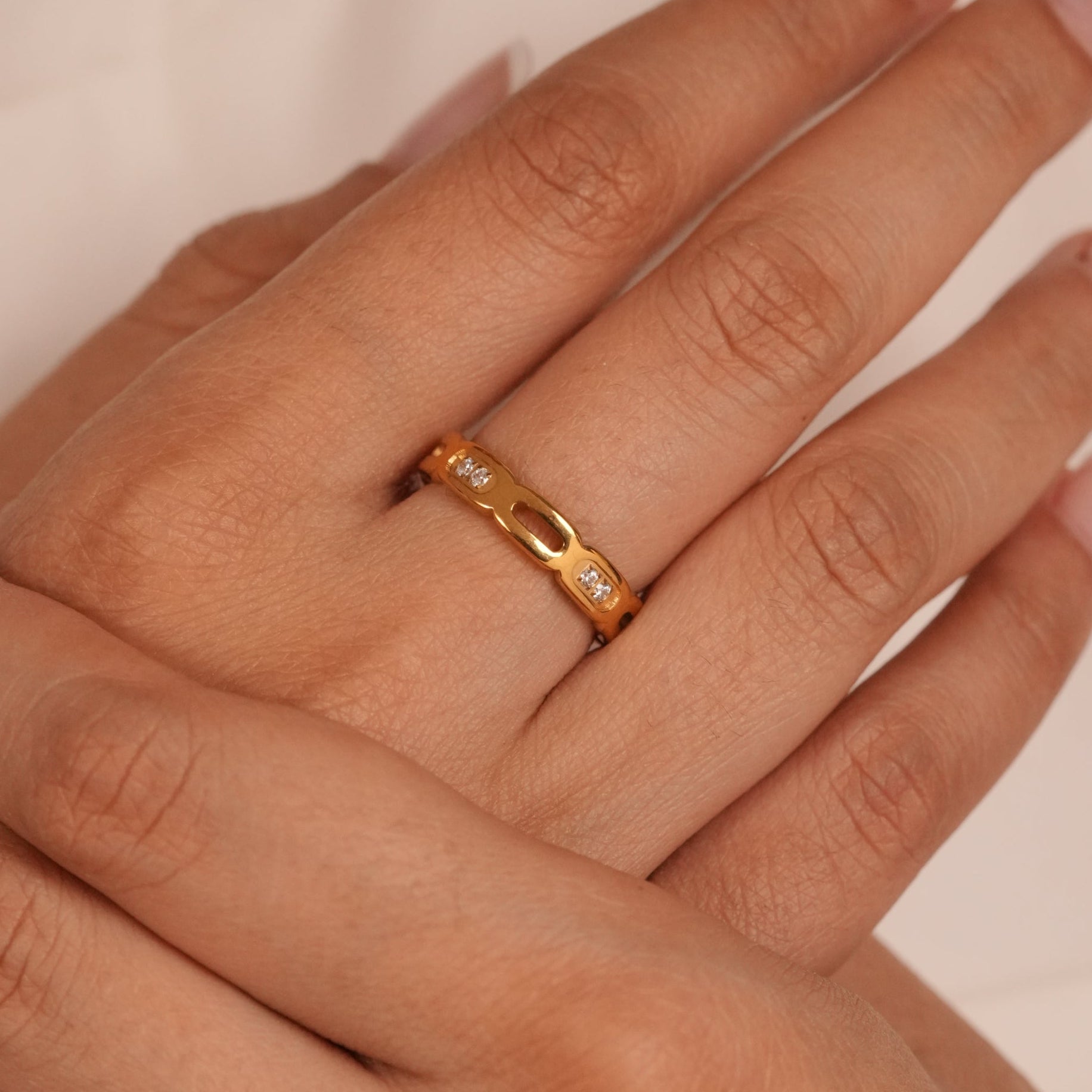 Interlink Ring