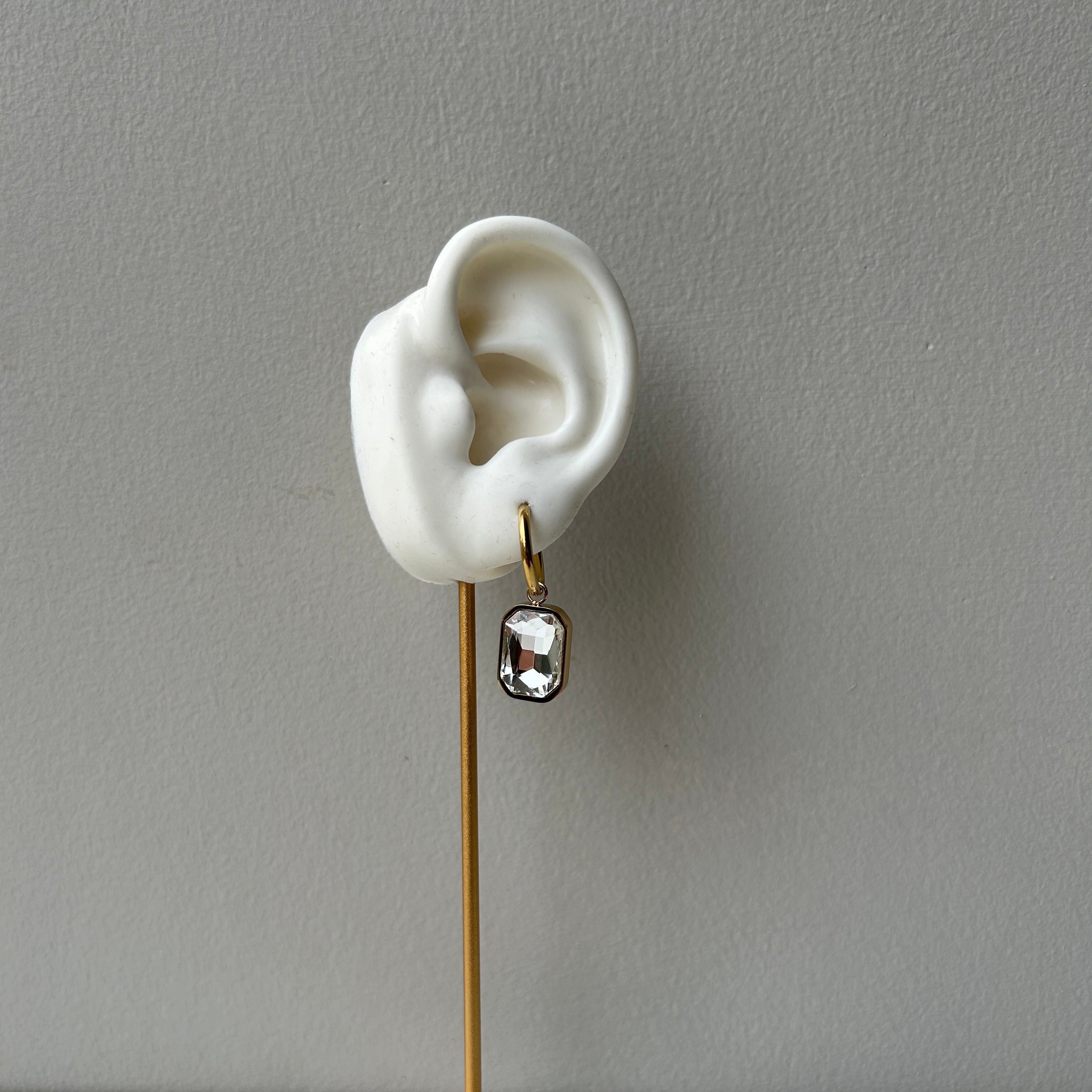 Royal Blanc Drop Earrings