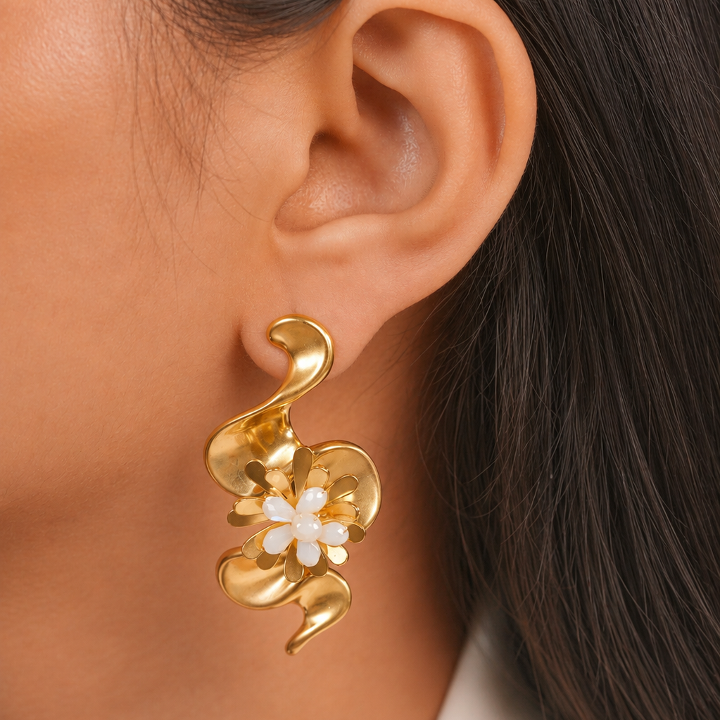 Daisy Bloom Earrings