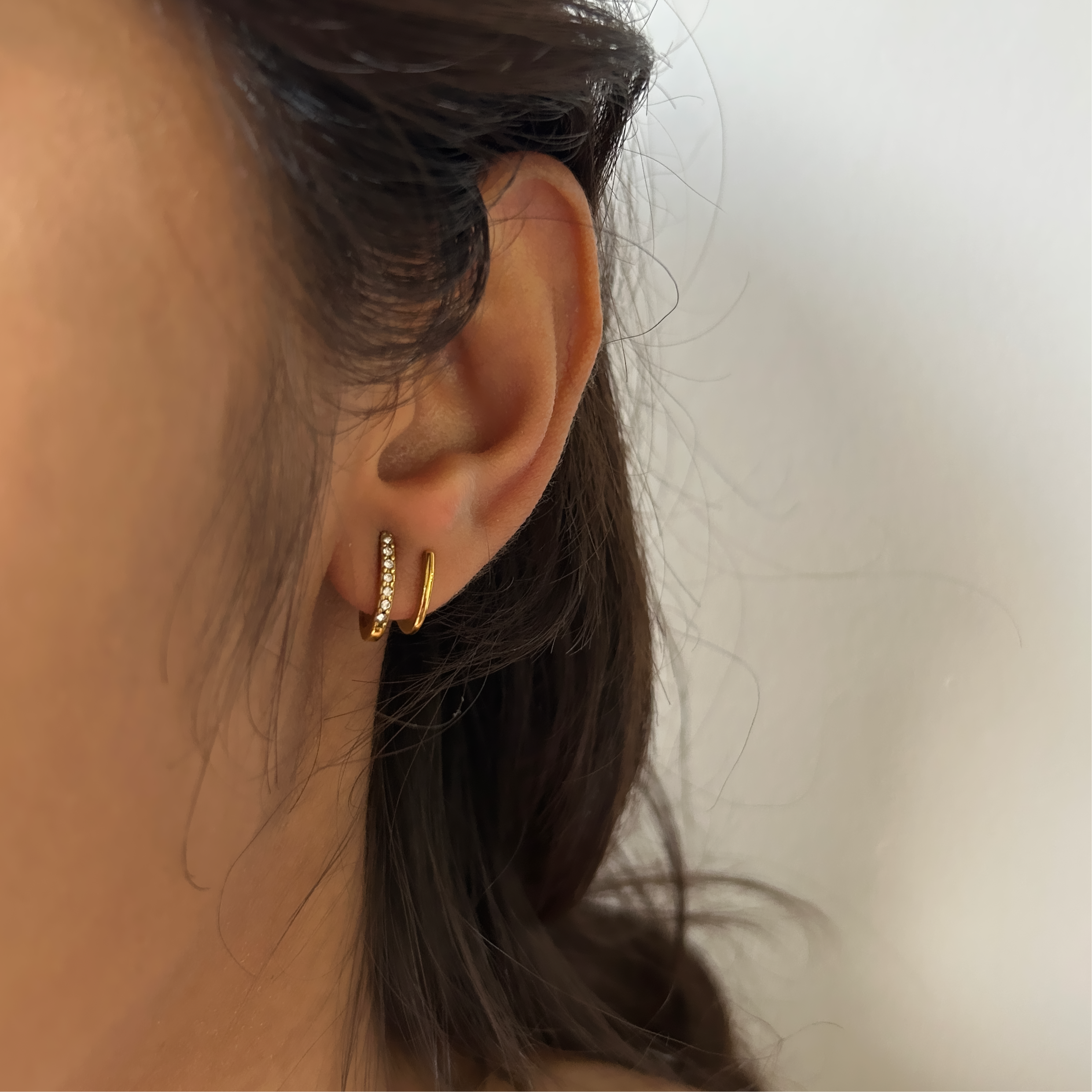 2 Piercing Illusion Earrings