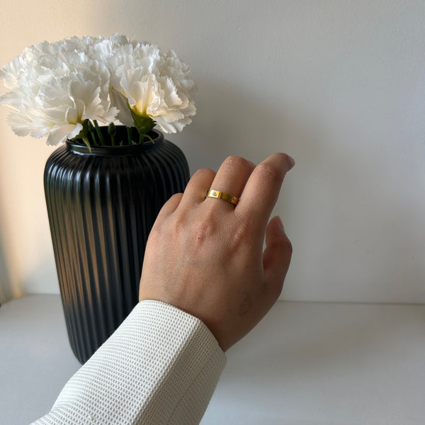 TITAN RING - 18K GOLD-PLATED