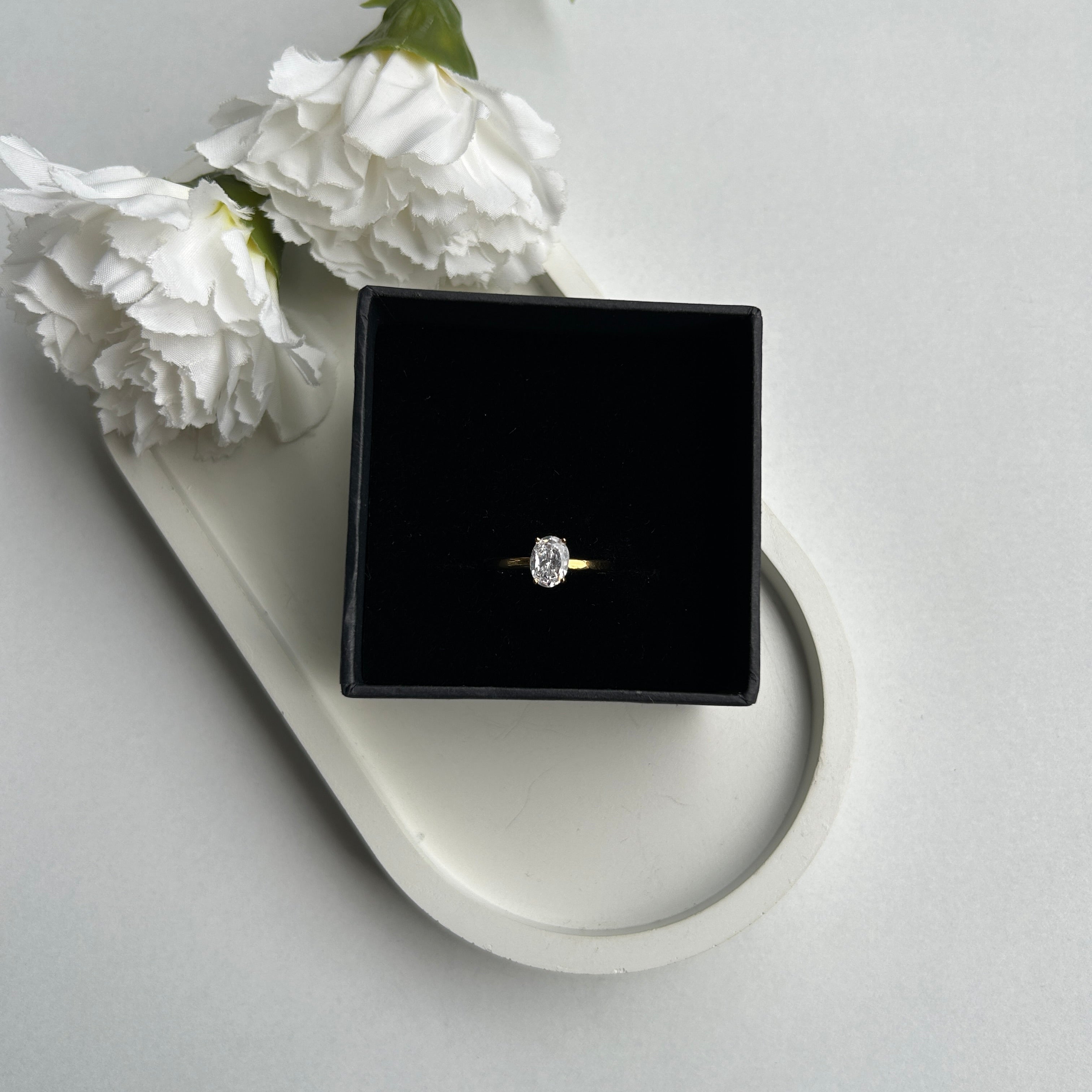 Oval Ring