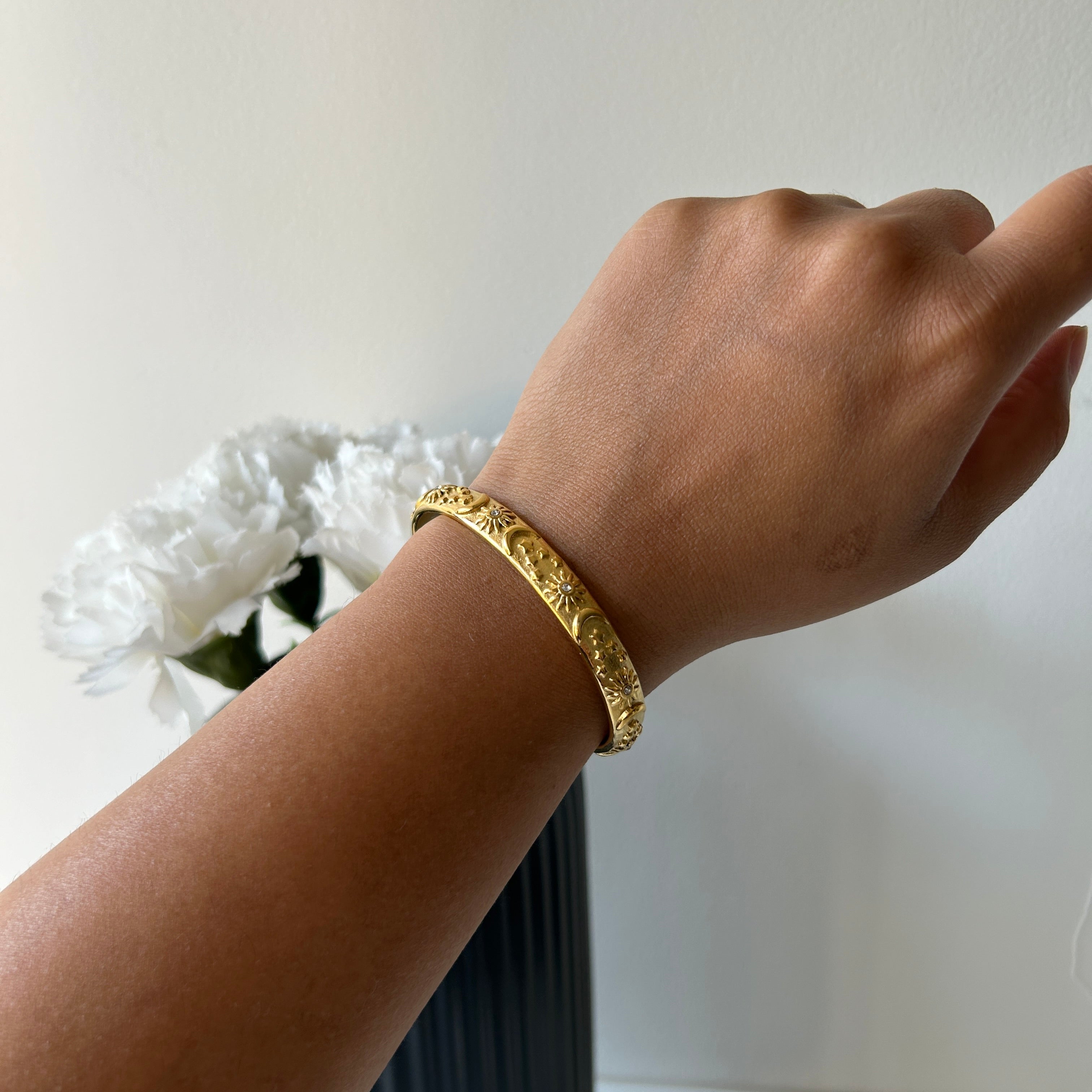 Universal Bracelet