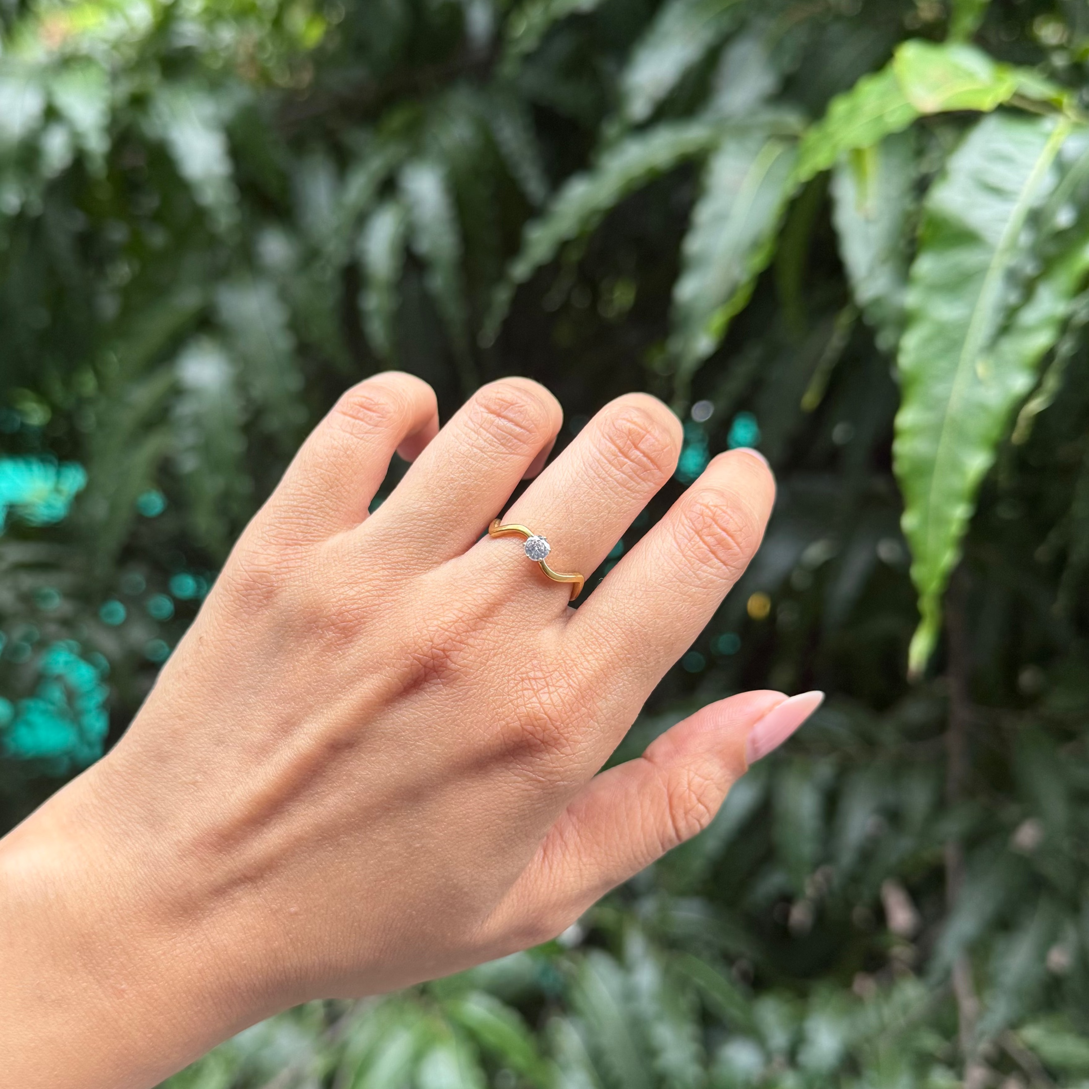 Solitaire Wave Ring