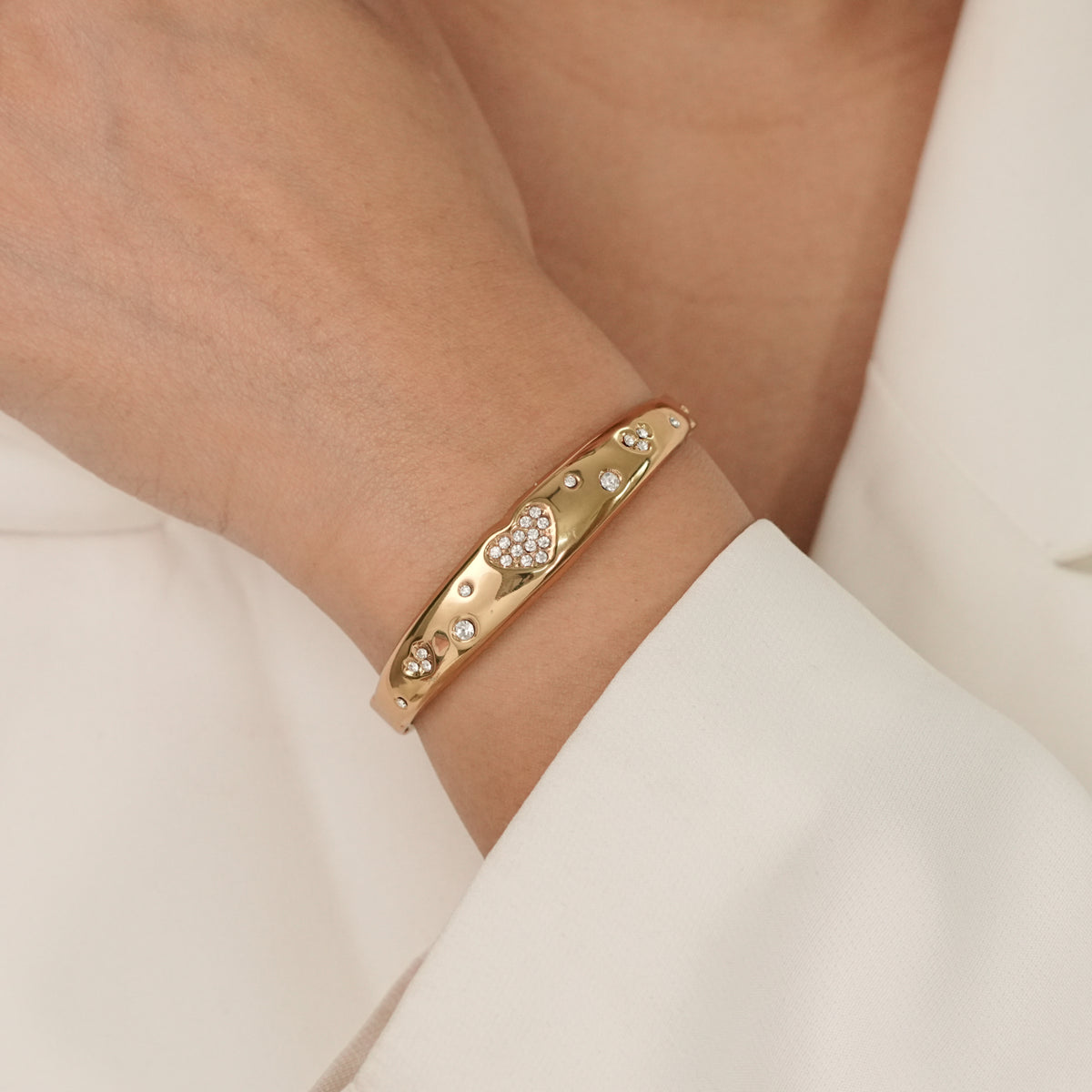Heart Crystal Bangle
