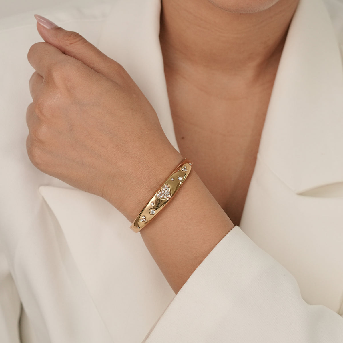 Heart Crystal Bangle
