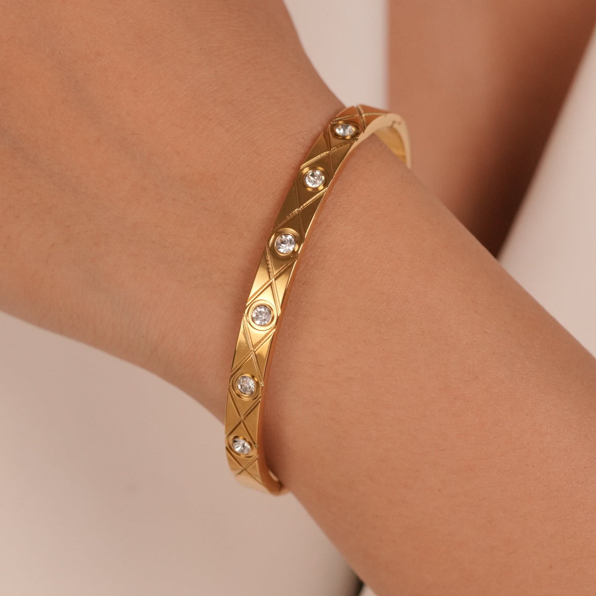Crossline Cuff