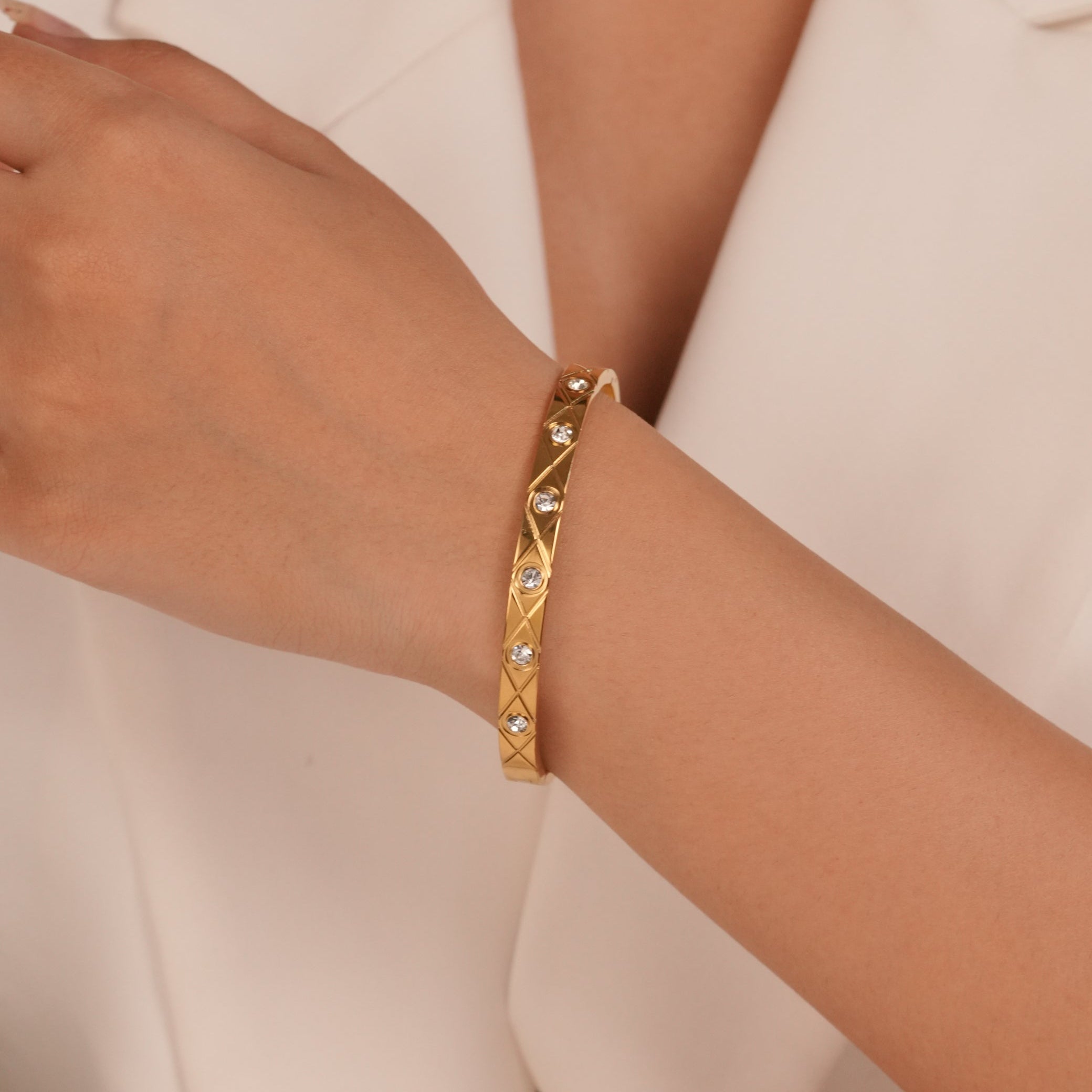 Crossline Cuff