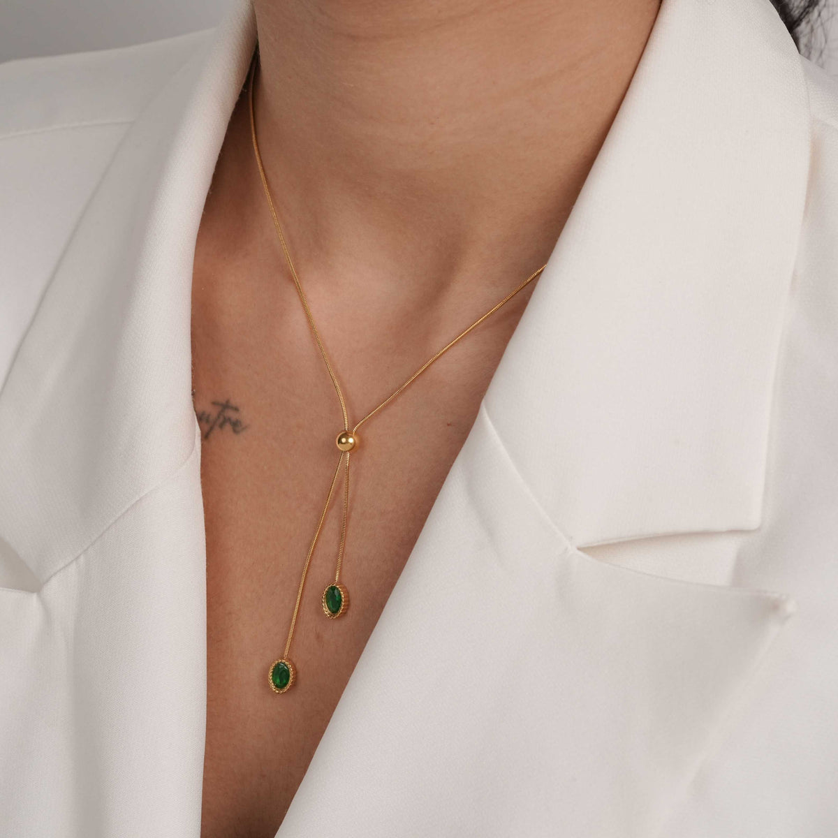 Emerald Tie Necklace