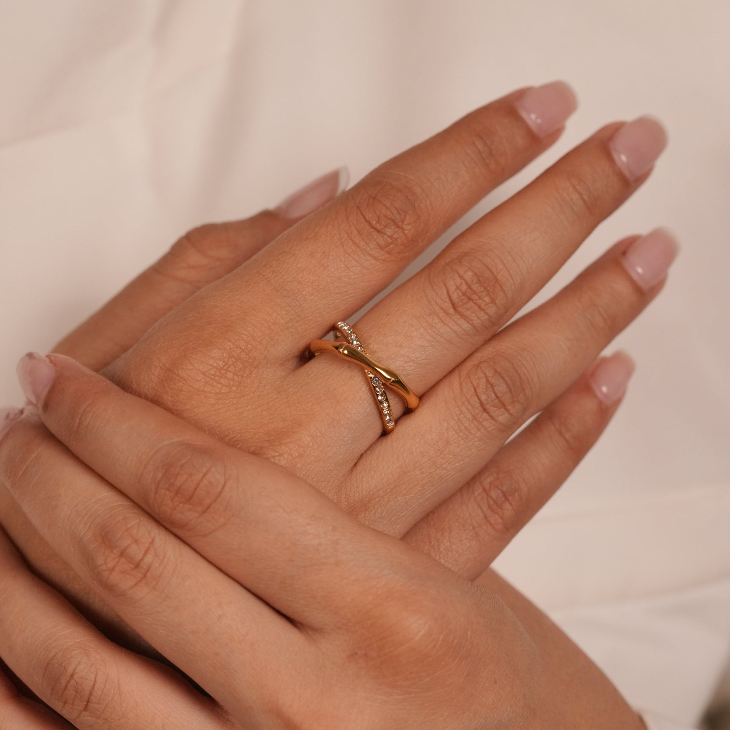 Entwine Ring
