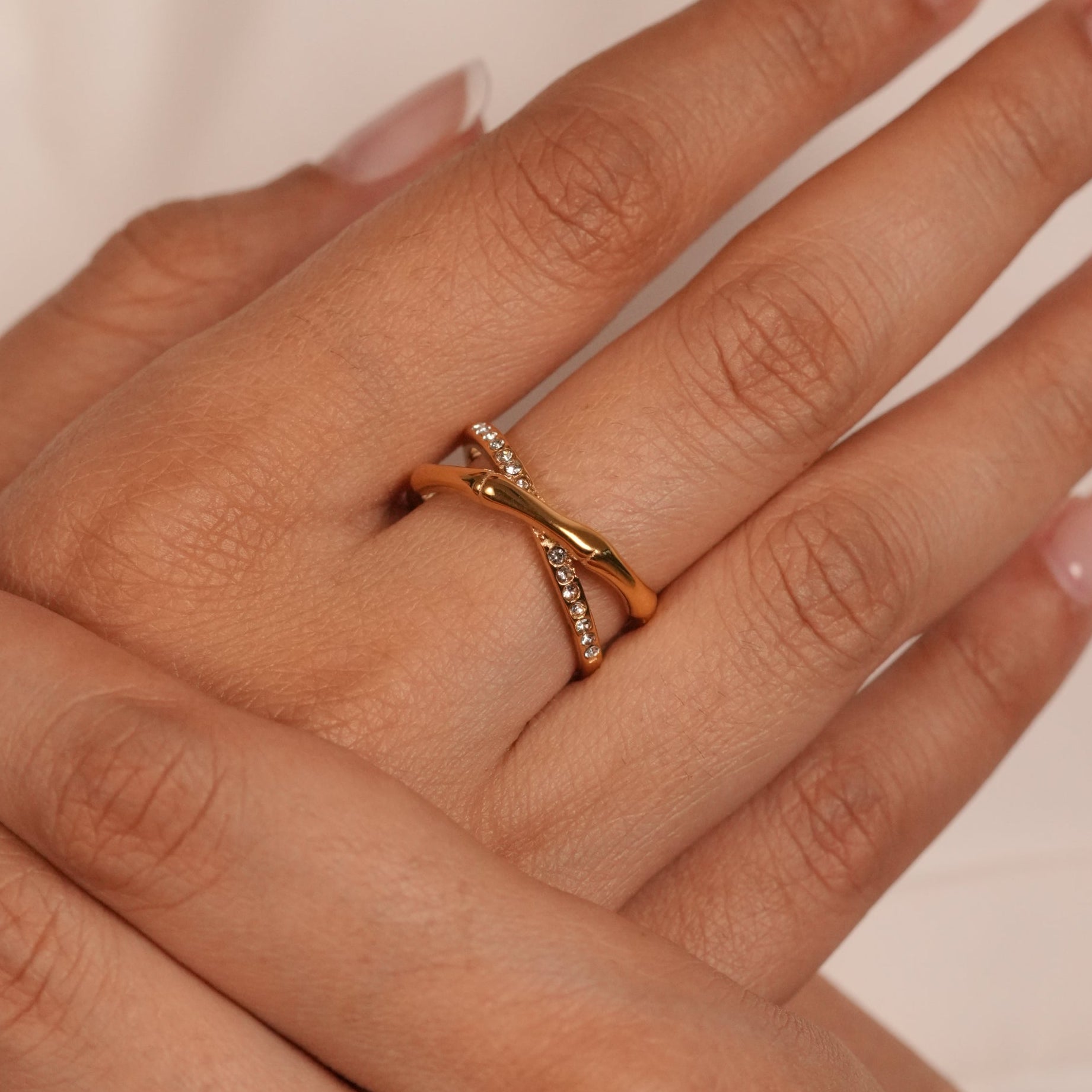 Entwine Ring