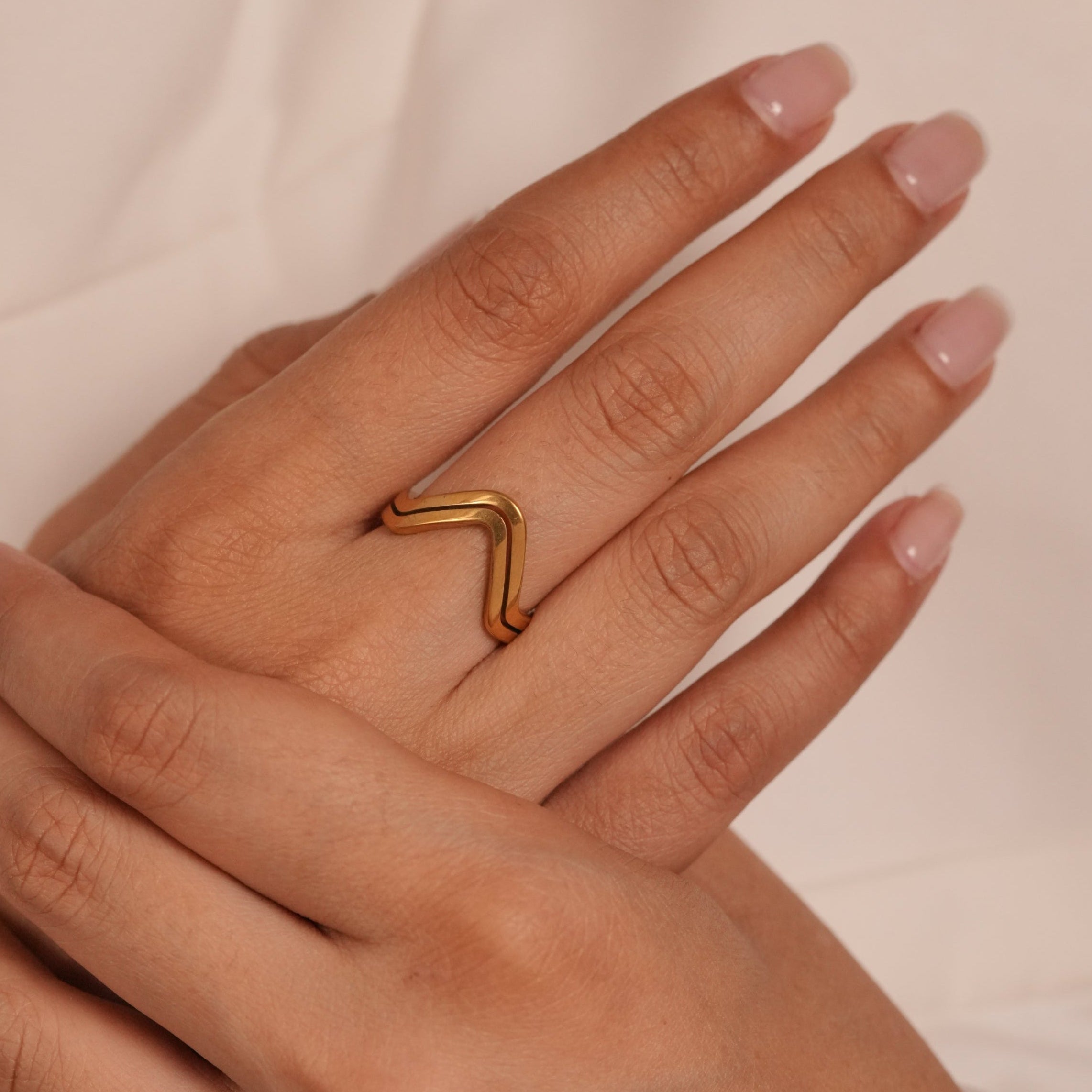 Chevron Ring
