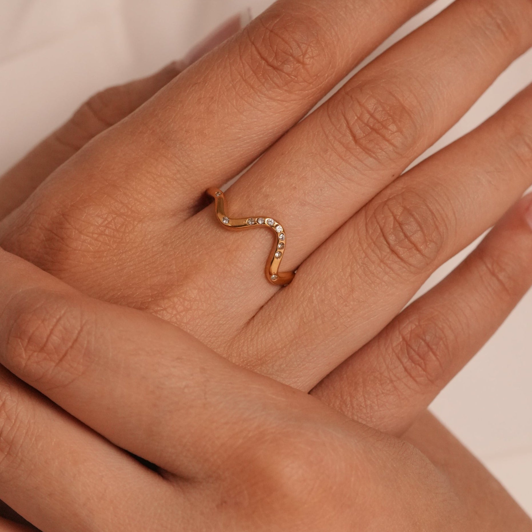 Ripple Adjustable Ring